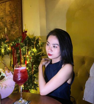 hình ảnh về Phi Yến